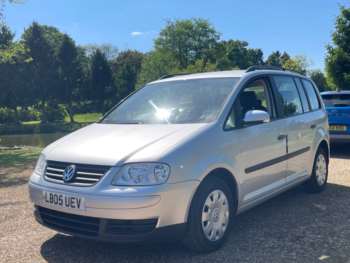 Used Volkswagen Touran 2005 for sale - 74757823: Photo