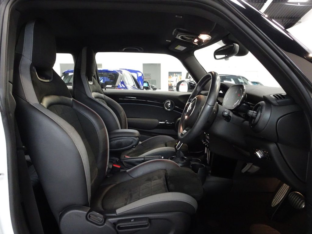 Used MINI Hatch 2023 for sale - 76509686: Photo 28