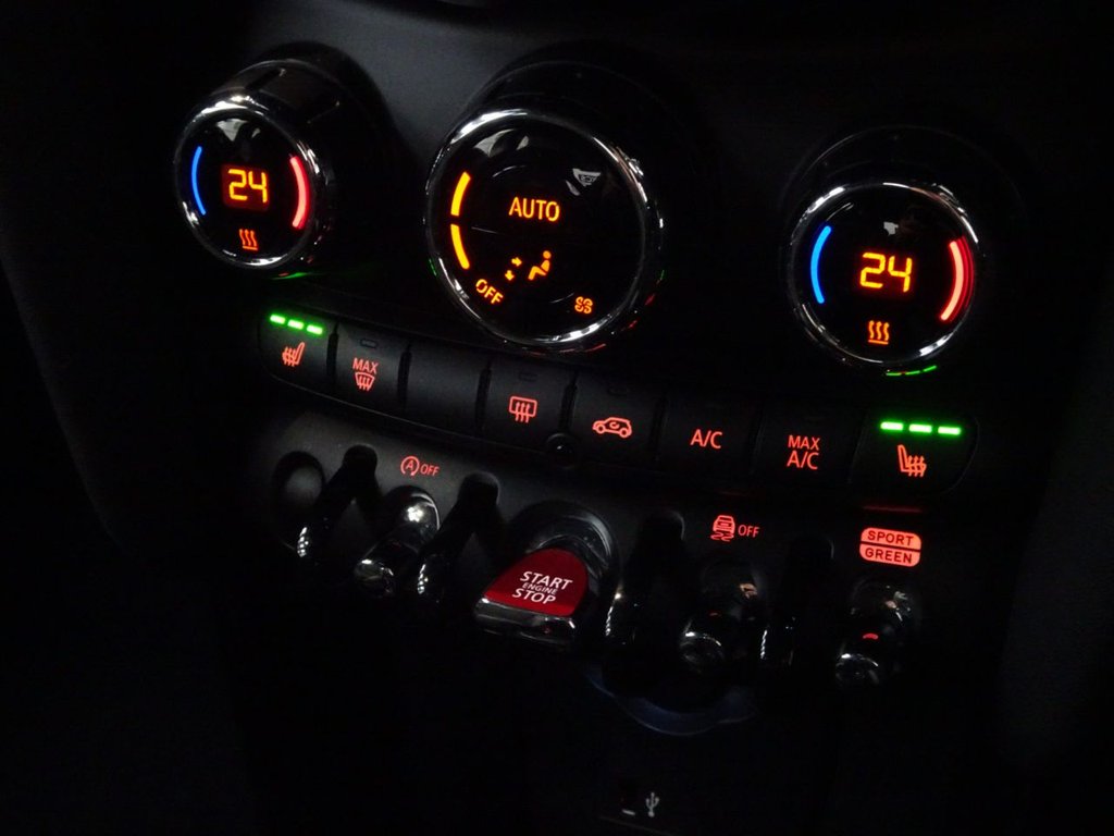 Used MINI Hatch 2023 for sale - 76509686: Photo 31