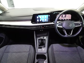 Used Volkswagen Golf 2023 for sale - 76868049: Photo