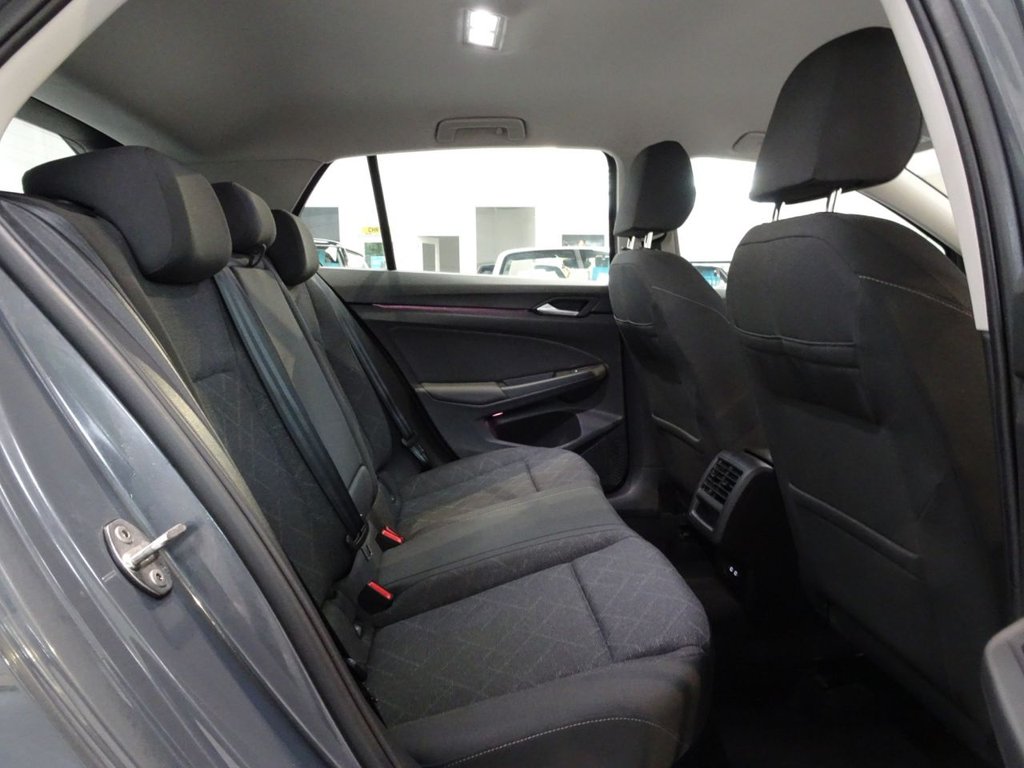 Used Volkswagen Golf 2023 for sale - 76868049: Photo 32
