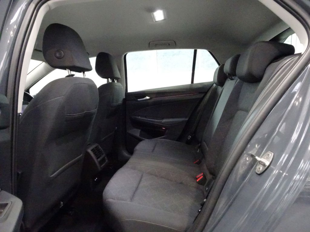 Used Volkswagen Golf 2023 for sale - 76868049: Photo 34