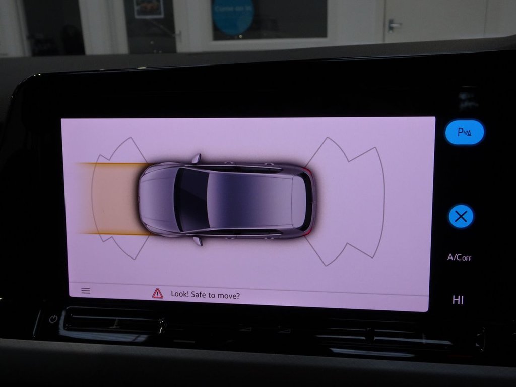 Used Volkswagen Golf 2023 for sale - 76868049: Photo 36