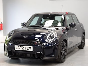 Used MINI Hatch 2022 for sale - 78768800: Photo
