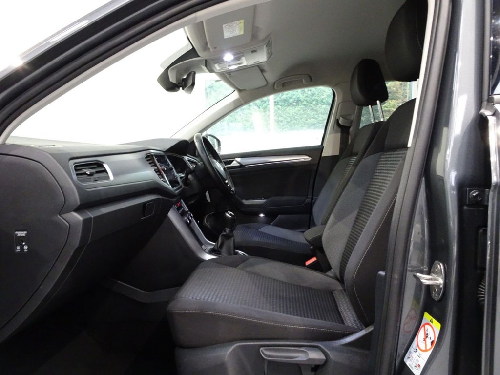 Used Volkswagen T-Roc 2021 for sale - 76950148: Photo 11