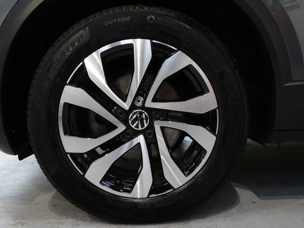 Used Volkswagen T-Roc 2021 for sale - 76950148: Photo 13