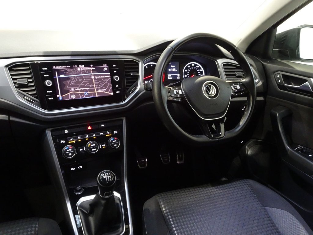 Used Volkswagen T-Roc 2021 for sale - 76950148: Photo 15