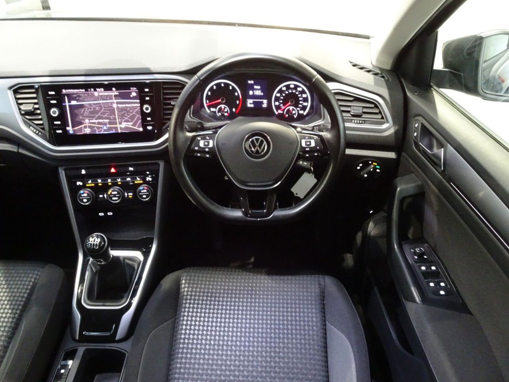 Used Volkswagen T-Roc 2021 for sale - 76950148: Photo 6