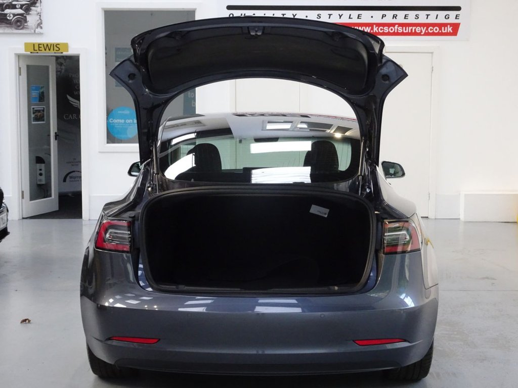Used Tesla Model 3 2019 for sale - 76509681: Photo 29