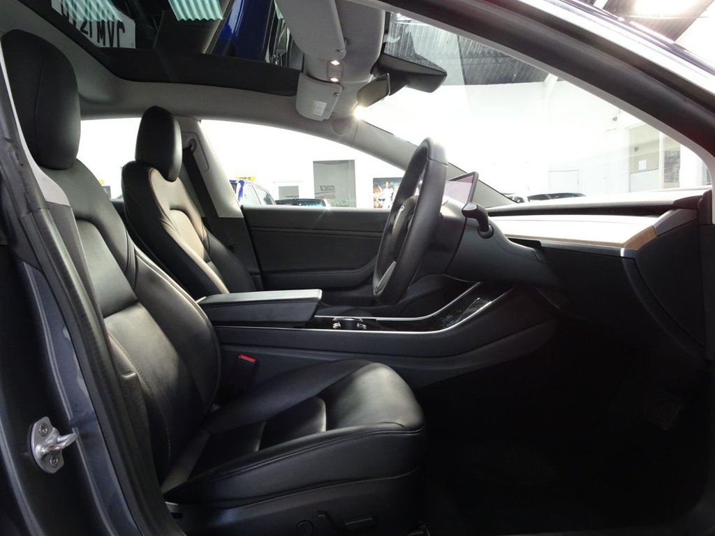 Used Tesla Model 3 2019 for sale - 76509681: Photo 30