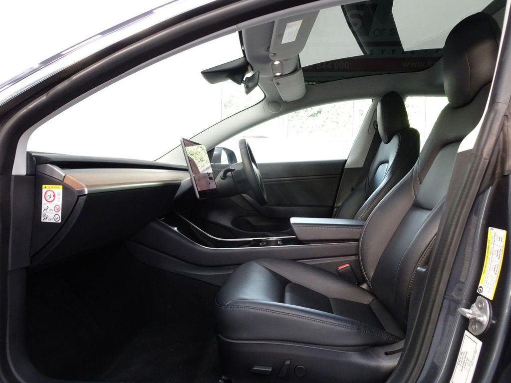 Used Tesla Model 3 2019 for sale - 76509681: Photo 32