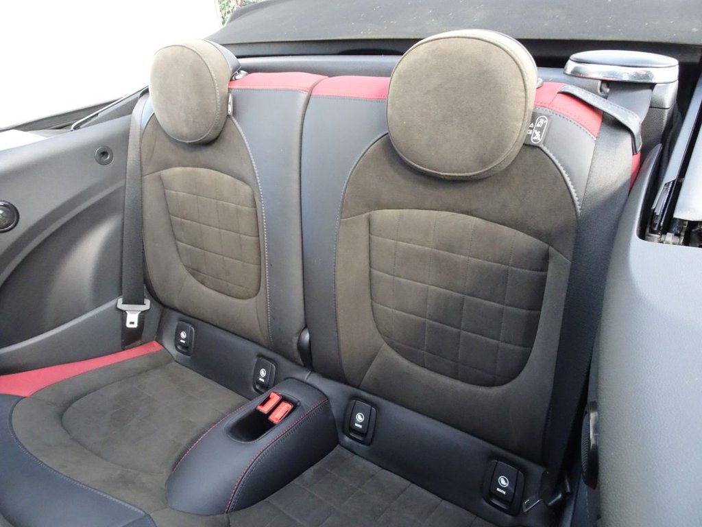 Used MINI Convertible 2017 for sale - 77642290: Photo 34