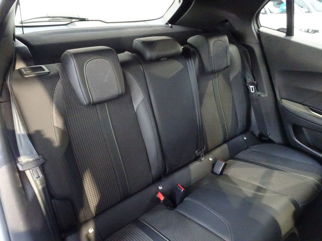 Used Peugeot 2008 2021 for sale - 76509697: Photo 33