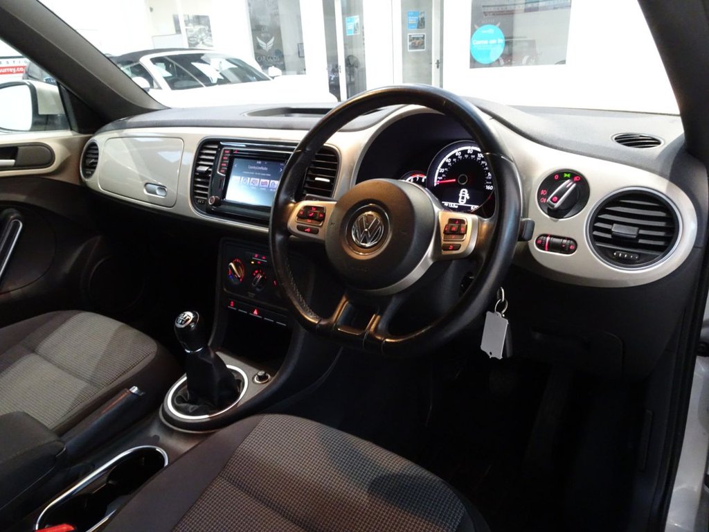 Used Volkswagen Beetle 2016 for sale - 77249809: Photo 17