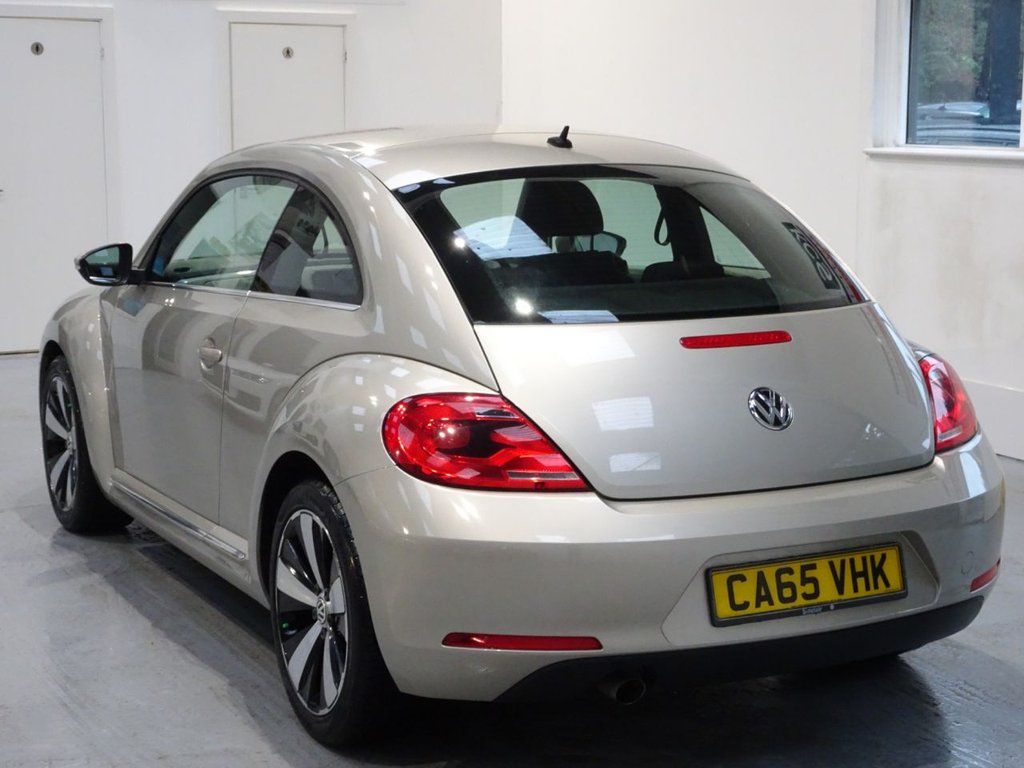 Used Volkswagen Beetle 2016 for sale - 77249809: Photo 24