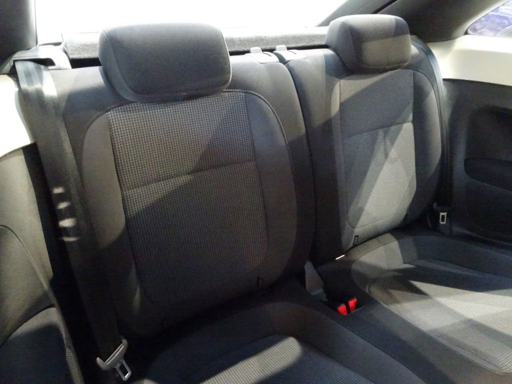 Used Volkswagen Beetle 2016 for sale - 77249809: Photo 25