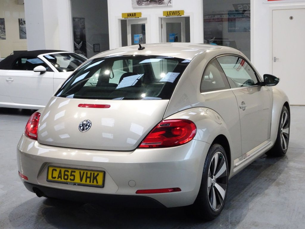 Used Volkswagen Beetle 2016 for sale - 77249809: Photo 5