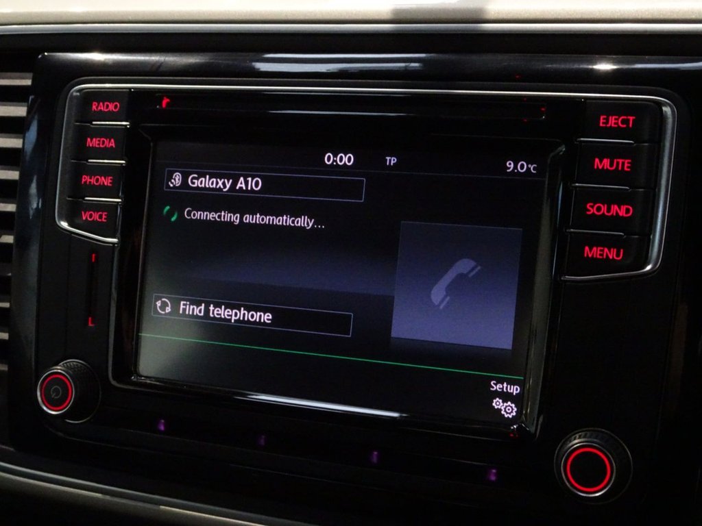 Used Volkswagen Beetle 2016 for sale - 77249809: Photo 9