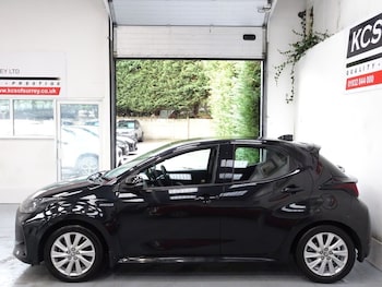 Used Toyota Yaris 2021 for sale - 77327755: Photo