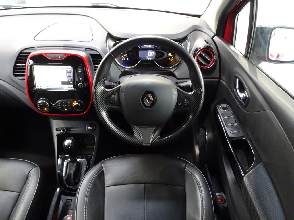 Used Renault Captur 2015 for sale - 76950145: Photo 2