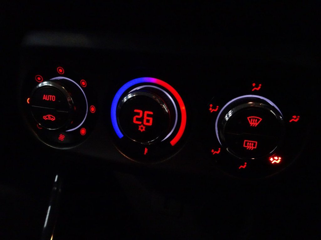 Used Vauxhall ADAM 2015 for sale - 76768410: Photo 21