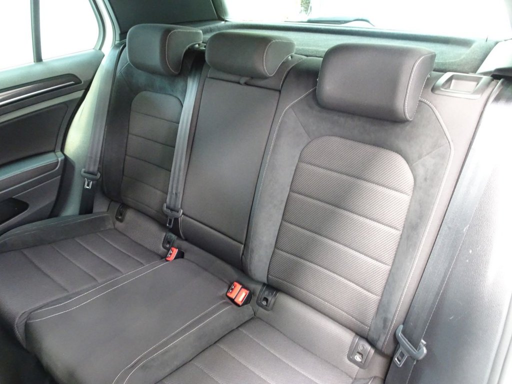 Used Volkswagen Golf 2018 for sale - 76509712: Photo 24