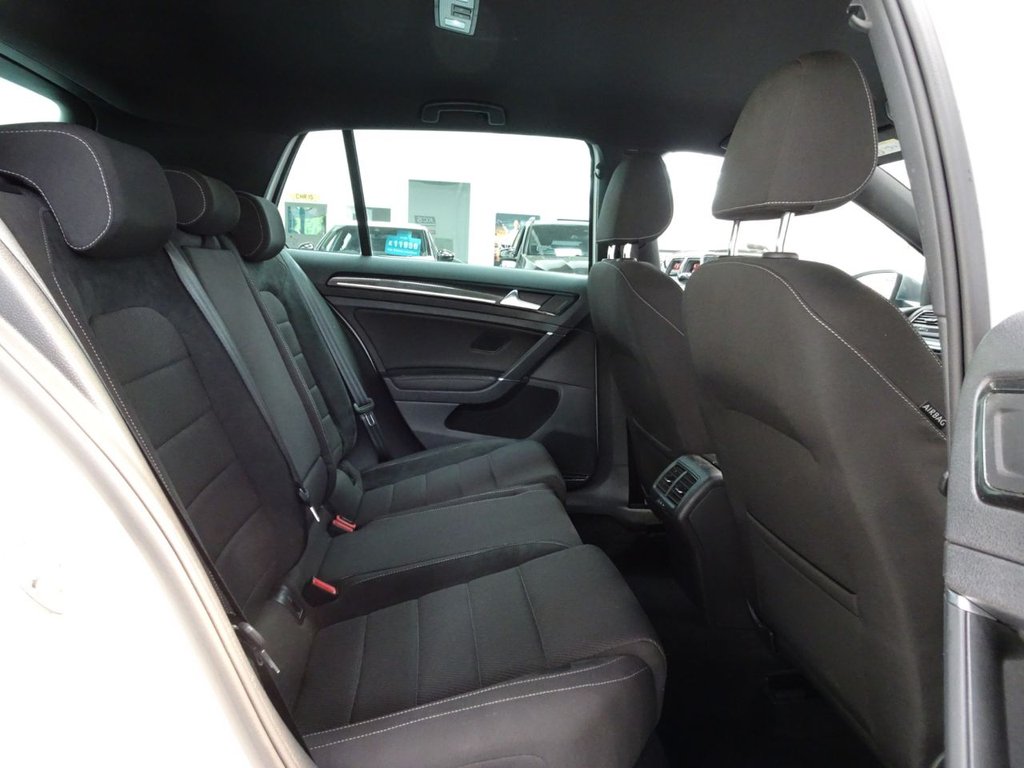 Used Volkswagen Golf 2018 for sale - 76509712: Photo 37