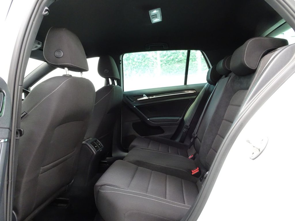 Used Volkswagen Golf 2018 for sale - 76509712: Photo 38