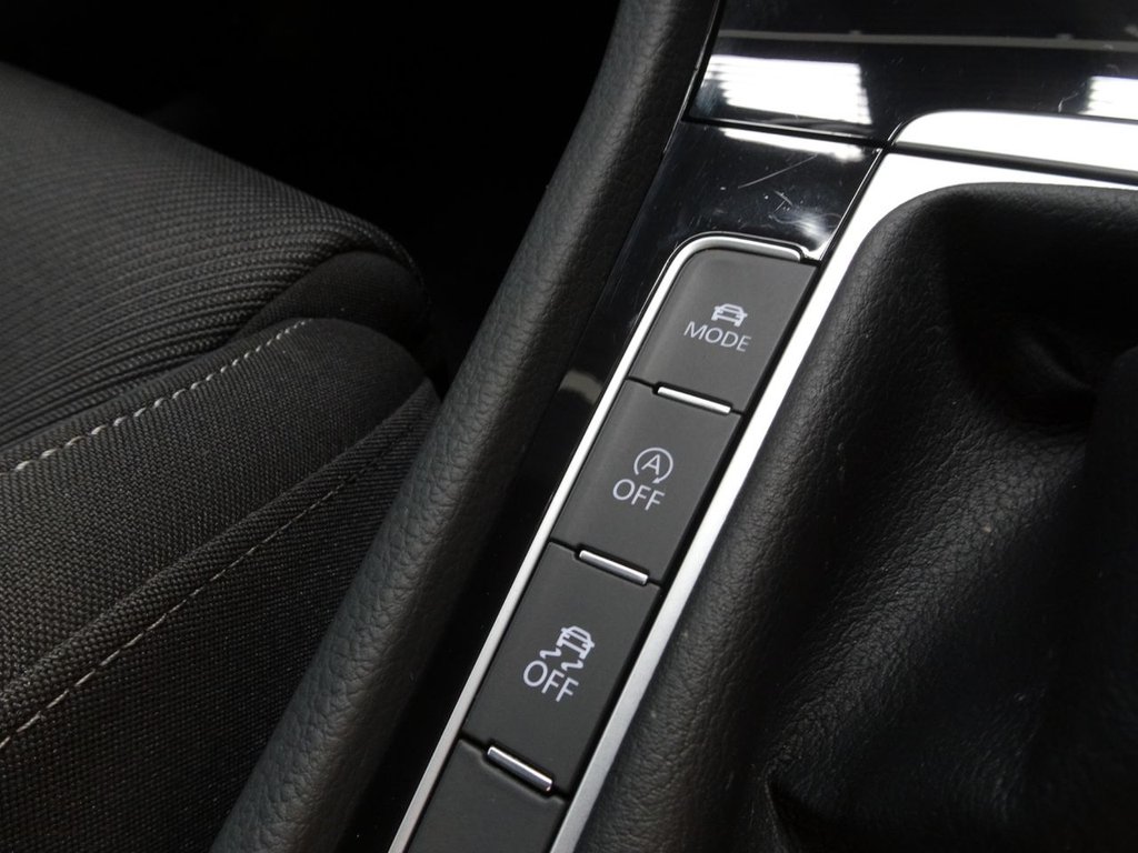 Used Volkswagen Golf 2018 for sale - 76509712: Photo 41