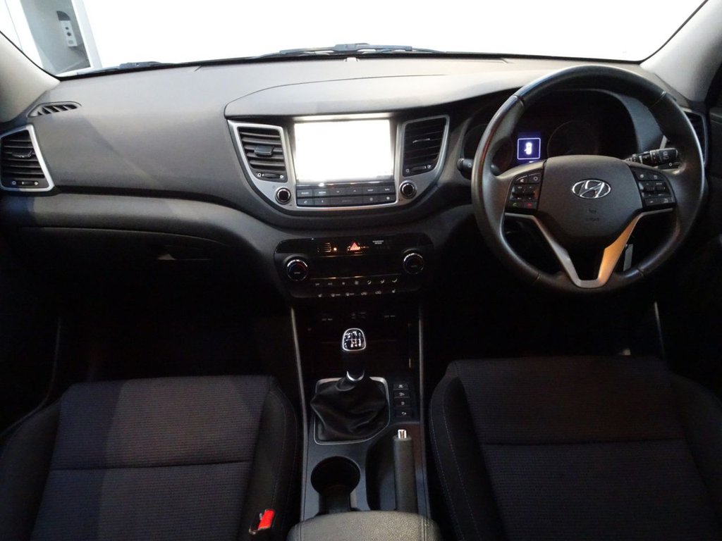 Used Hyundai TUCSON 2018 for sale - 76685926: Photo 2