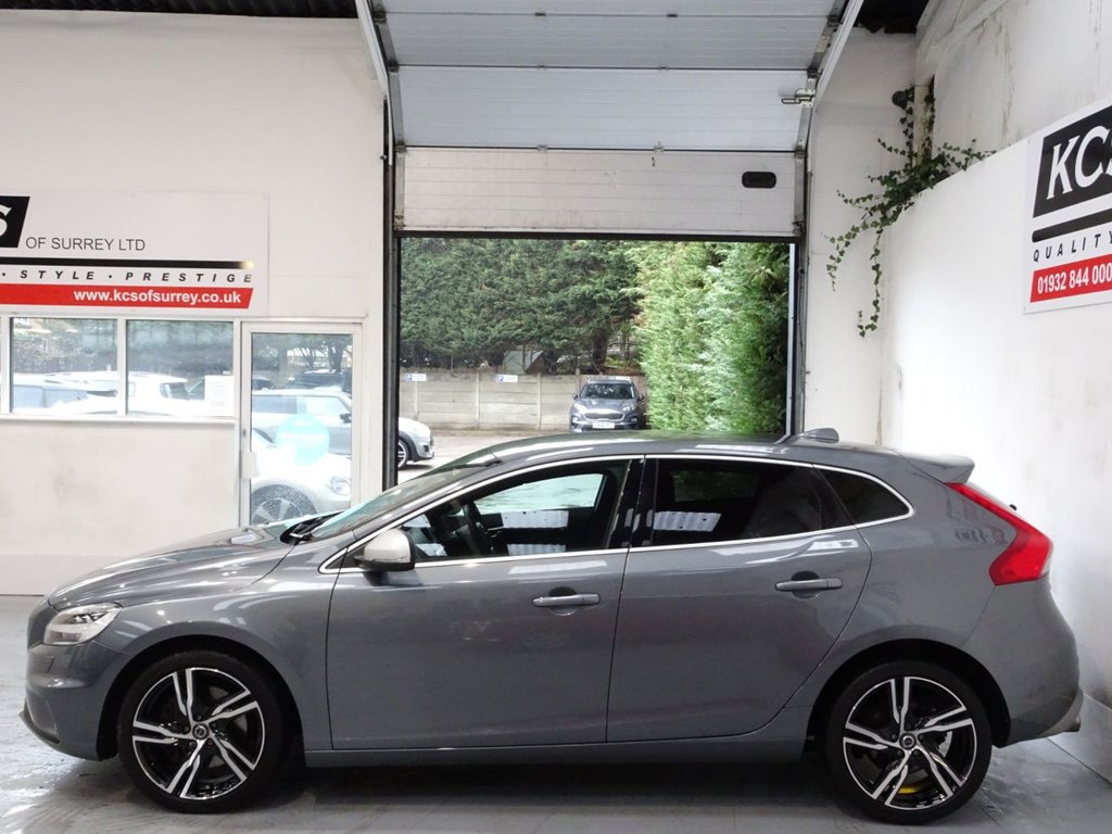 Used Volvo V40 2017 for sale - 77250034: Photo 3