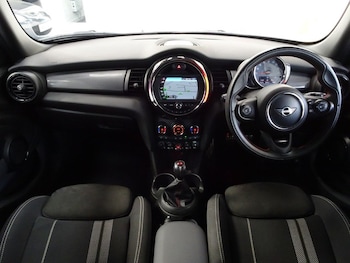 Used MINI Hatch 2020 for sale - 79550725: Photo