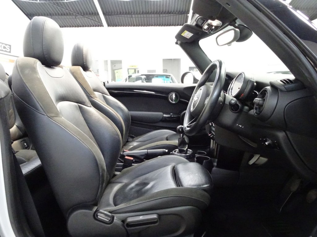 Used MINI Convertible 2017 for sale - 76509754: Photo 34