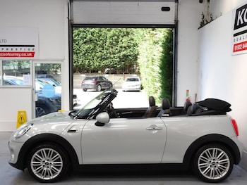 Used MINI Convertible 2017 for sale - 76509754: Photo