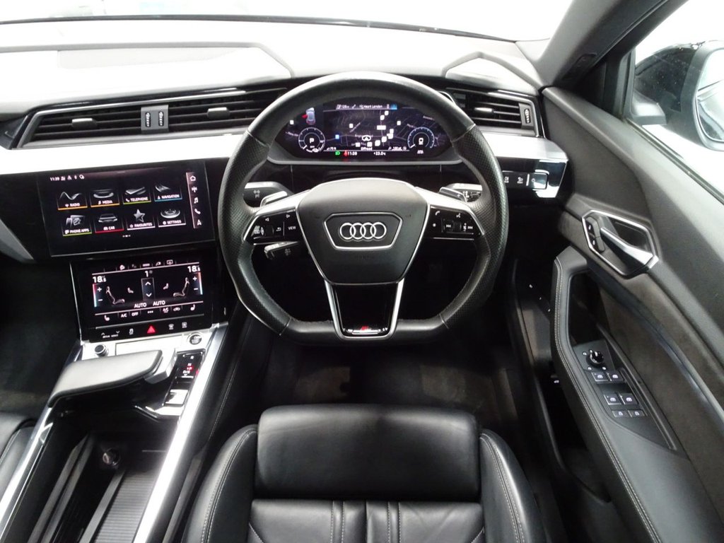 Used Audi e-tron 2021 for sale - 76509767: Photo 4