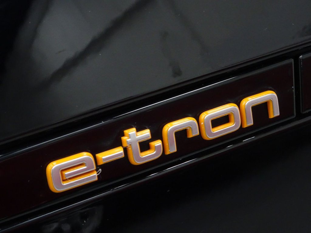 Used Audi e-tron 2021 for sale - 76509767: Photo 9