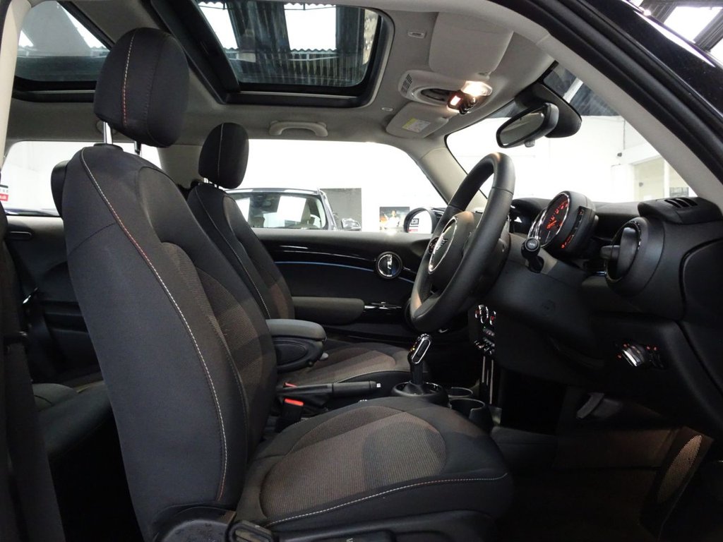 Used MINI Hatch 2022 for sale - 77250414: Photo 11