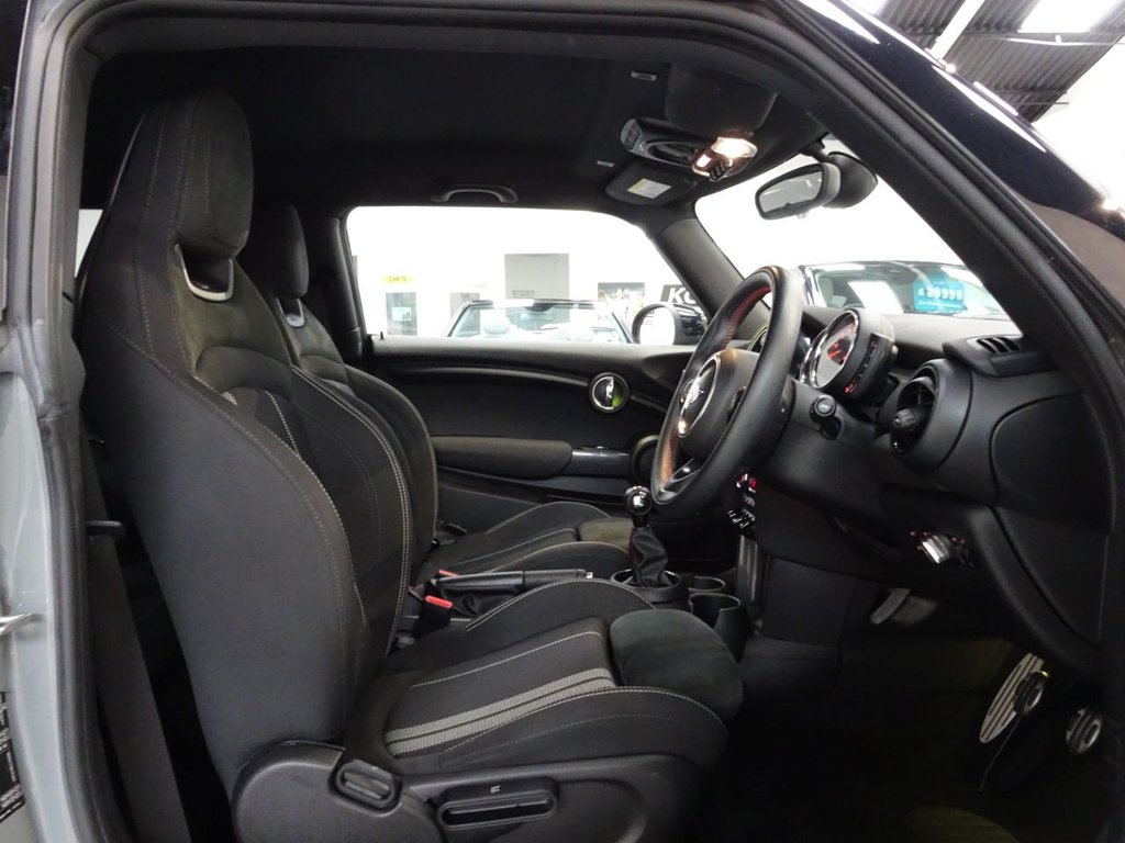 Used MINI Hatch 2019 for sale - 76685959: Photo 17