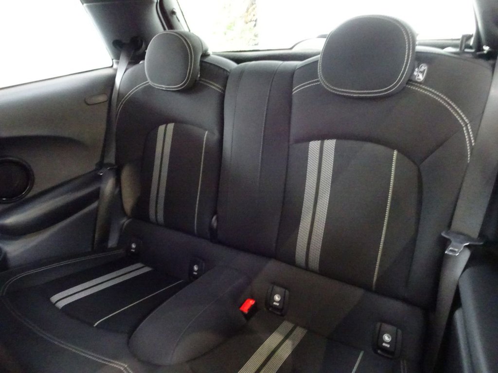 Used MINI Hatch 2019 for sale - 76685959: Photo 31