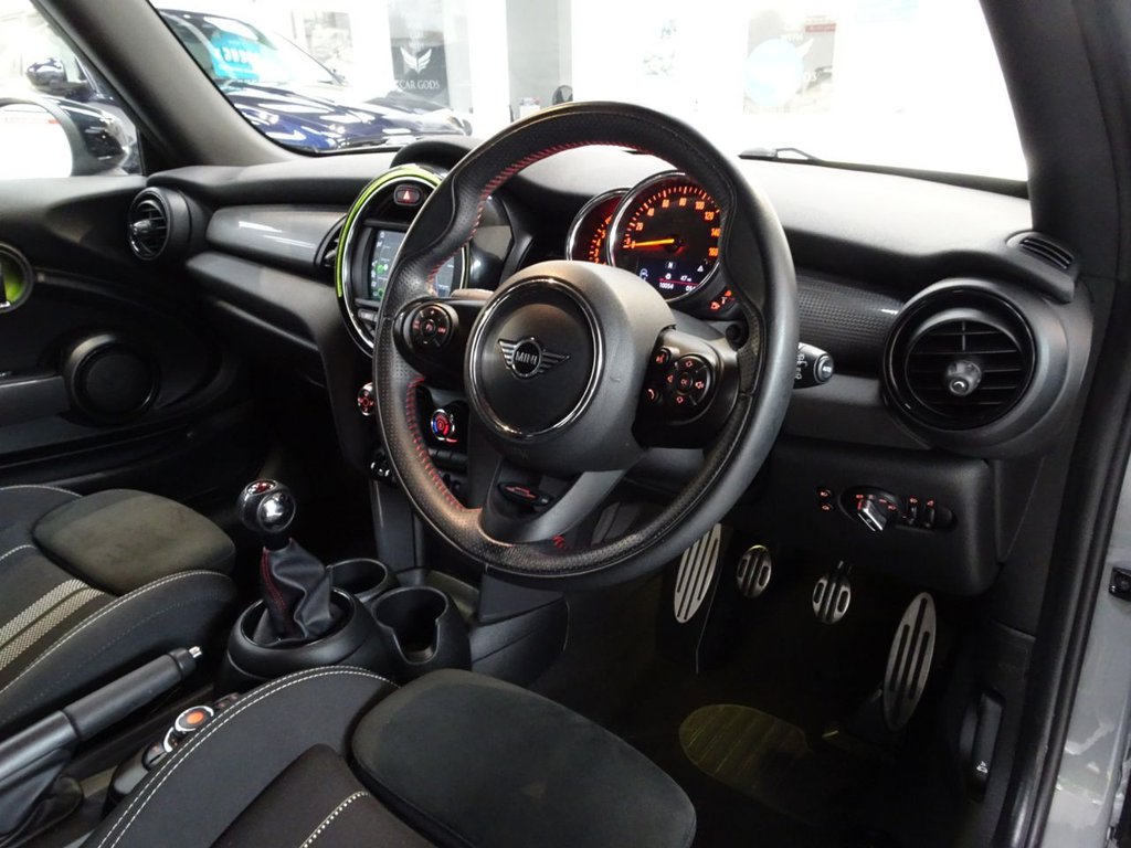 Used MINI Hatch 2019 for sale - 76685959: Photo 34