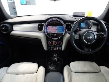 Used MINI Hatch 2021 for sale - 79409428: Photo