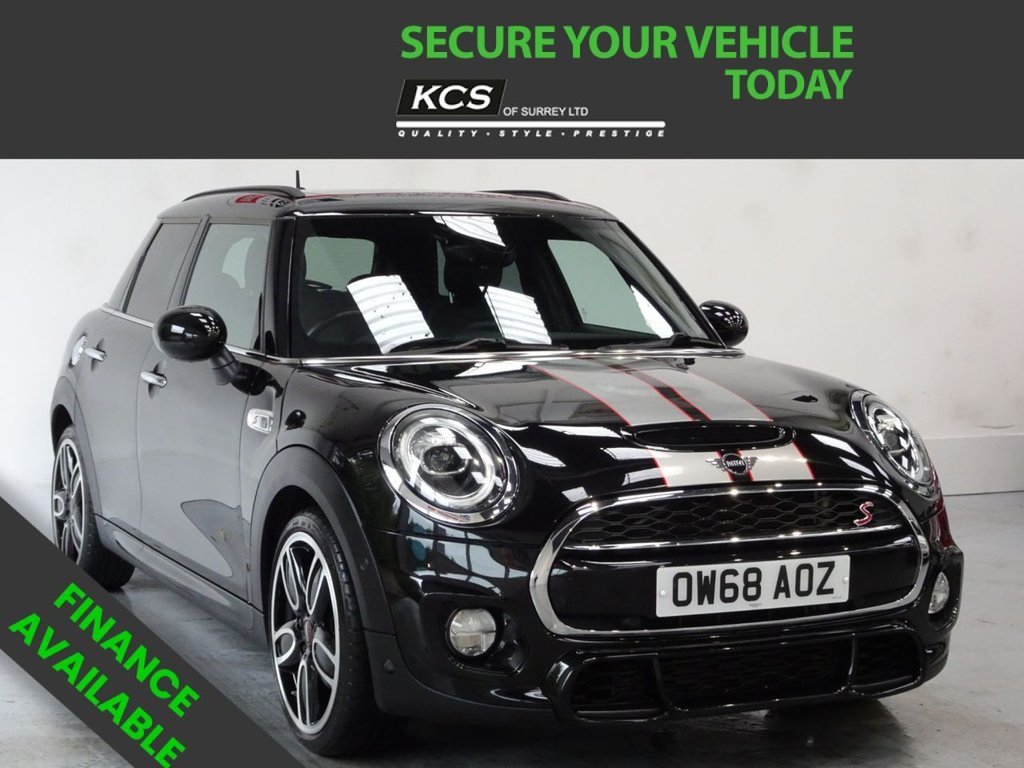 Used MINI Hatch 2018 for sale - 76867641: Photo 1