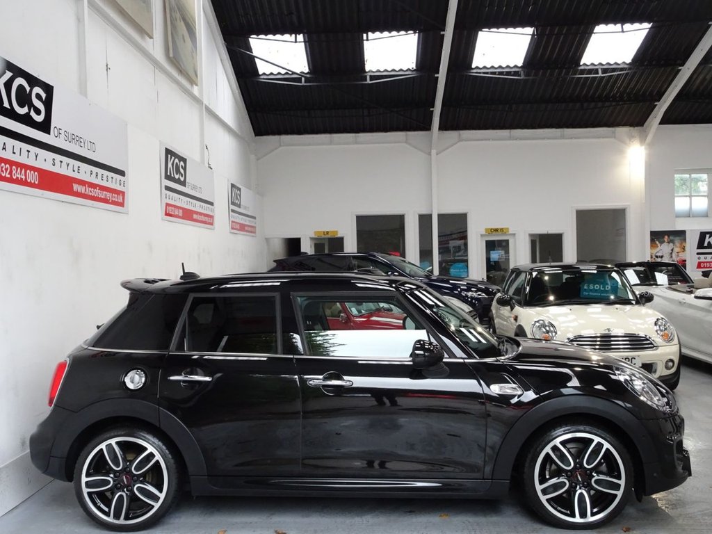 Used MINI Hatch 2018 for sale - 76867641: Photo 10