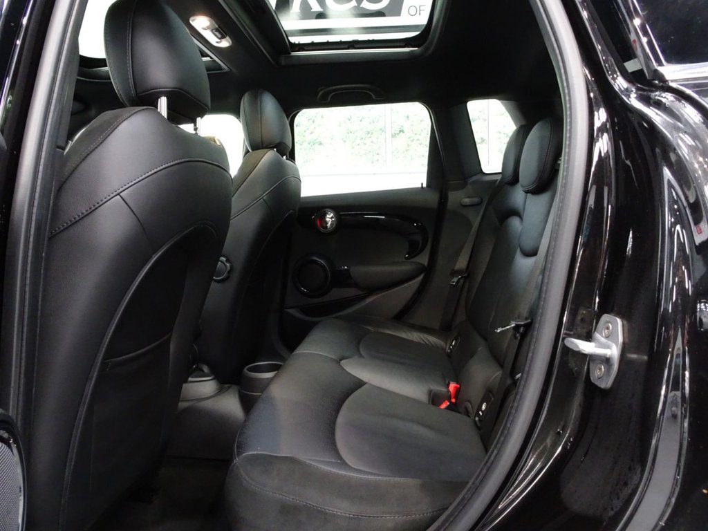 Used MINI Hatch 2018 for sale - 76867641: Photo 19