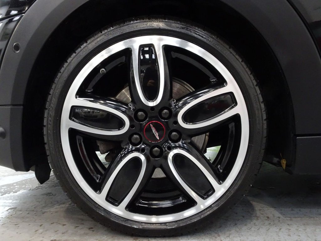 Used MINI Hatch 2018 for sale - 76867641: Photo 9