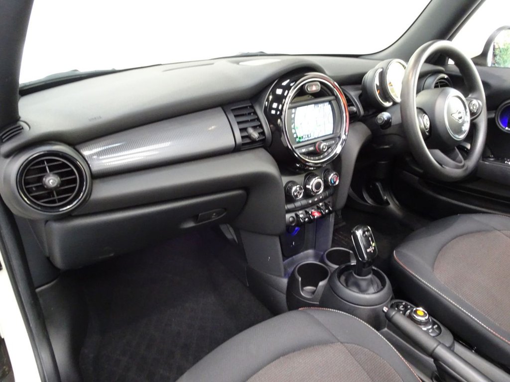 Used MINI Convertible 2020 for sale - 77499521: Photo 17