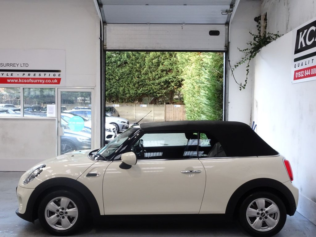 Used MINI Convertible 2020 for sale - 77499521: Photo 32