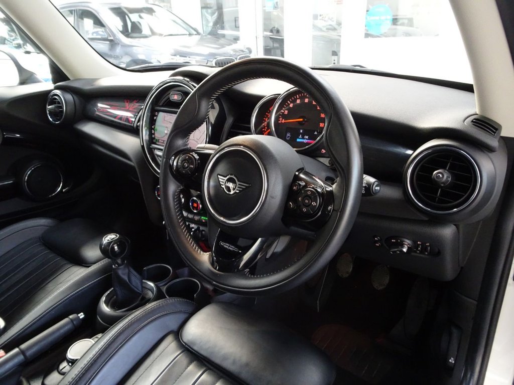 Used MINI Hatch 2019 for sale - 77642530: Photo 15