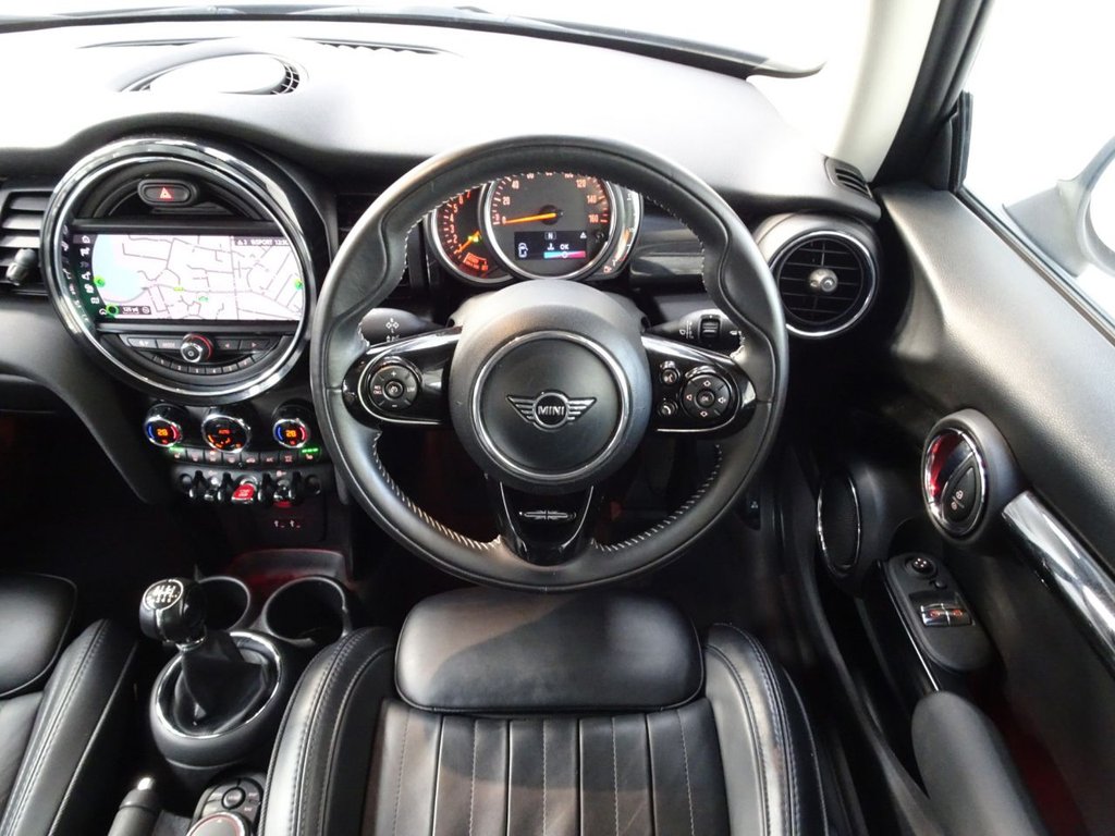 Used MINI Hatch 2019 for sale - 77642530: Photo 6