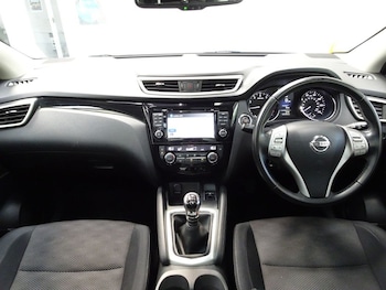 Used Nissan Qashqai 2017 for sale - 79197288: Photo